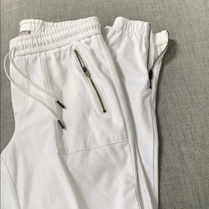 Last years white Farallon jogger.